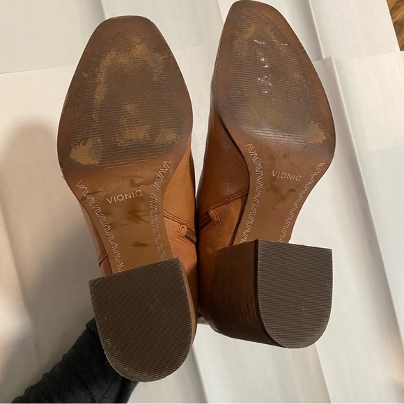 Vionic Lyssa Tan Leather Boots 10 - Picture 7 of 10